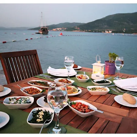 Mi Casa Beach Hotel Torba Bodrum 4* توربا